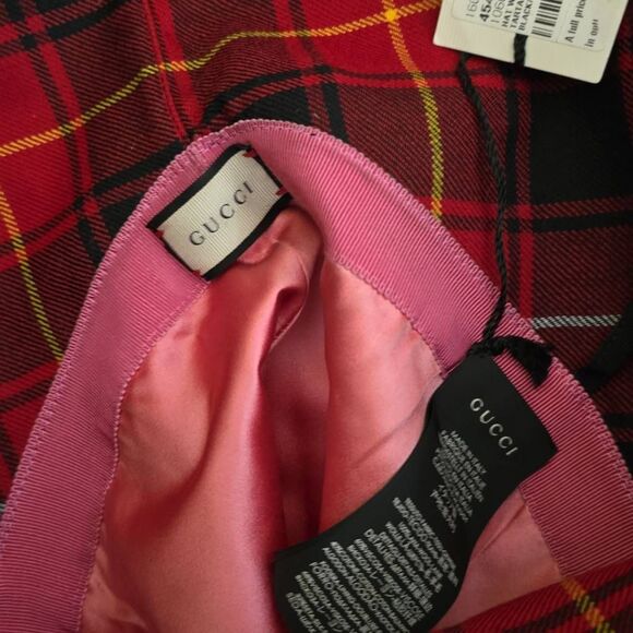 Gucci Tartan Red Wool/Embroidered Stylized Rain/Bucket Hat, NWT, Medium - Picture 6 of 11